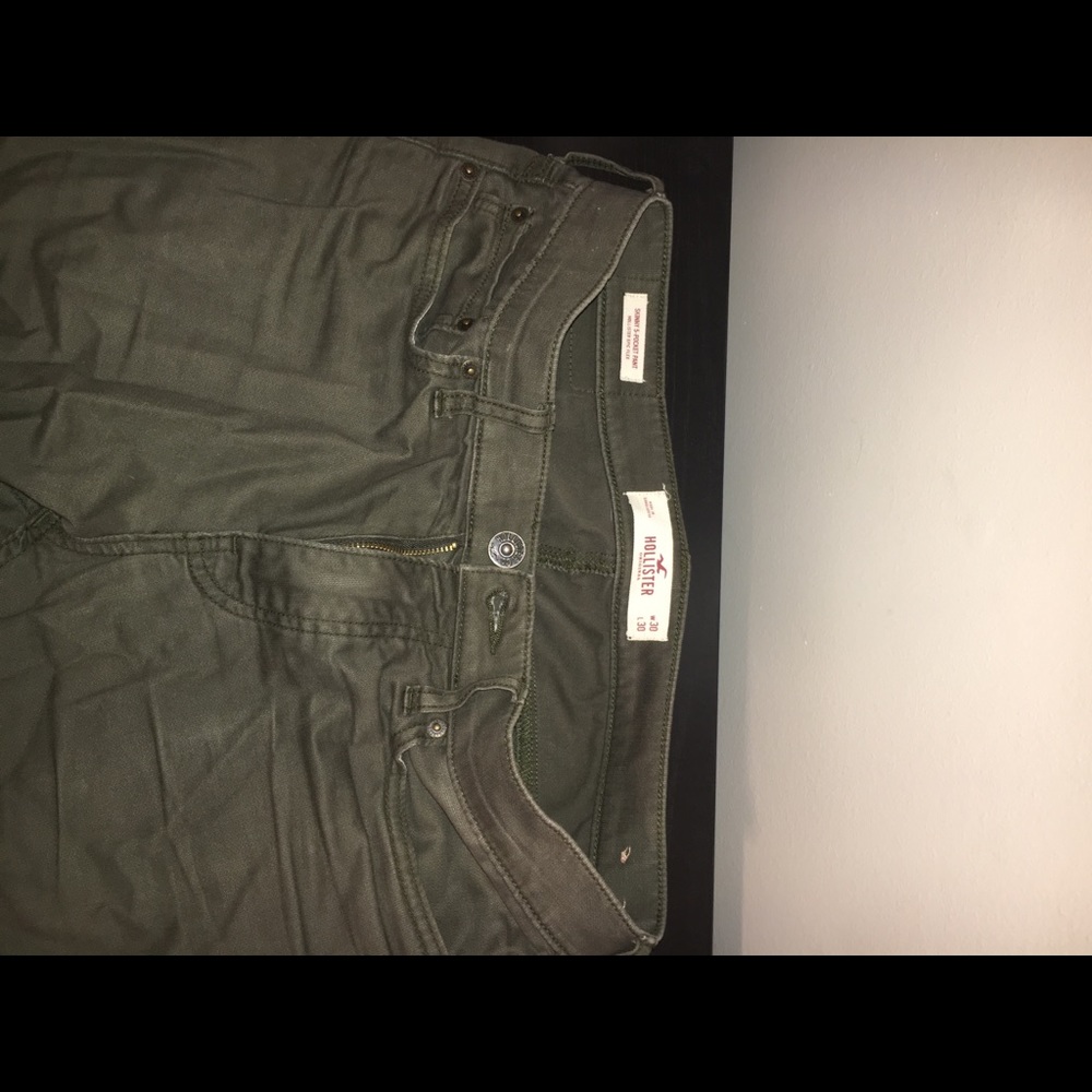 hollister skinny army green chinos